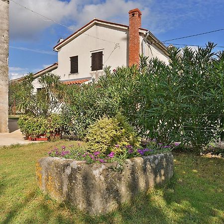 Villa House Monteci 1378 Galižana Exterior foto
